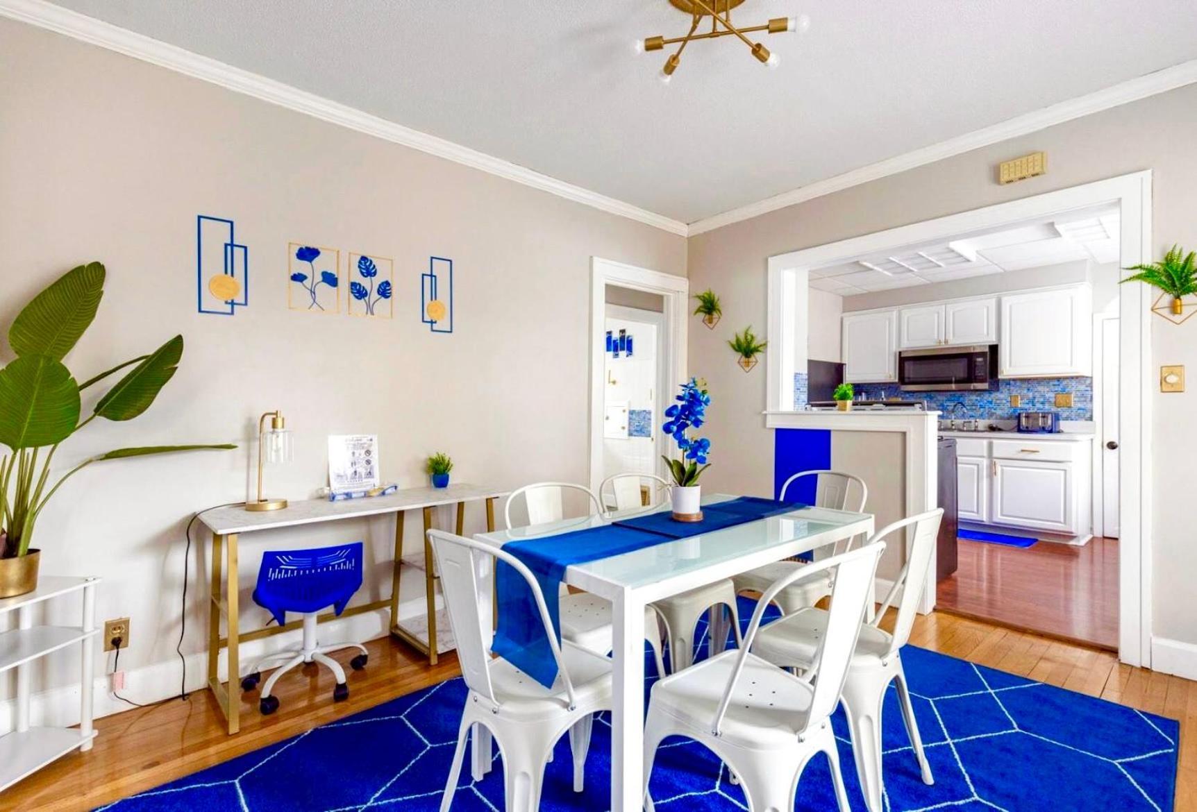 The Sapphire Haven - Your Old Brooklyn Oasis Awaits Families, Couples, Business Travelers Near Downtown With Parking, 300 Mb Wifi & Self Check-In Cleveland Exteriér fotografie