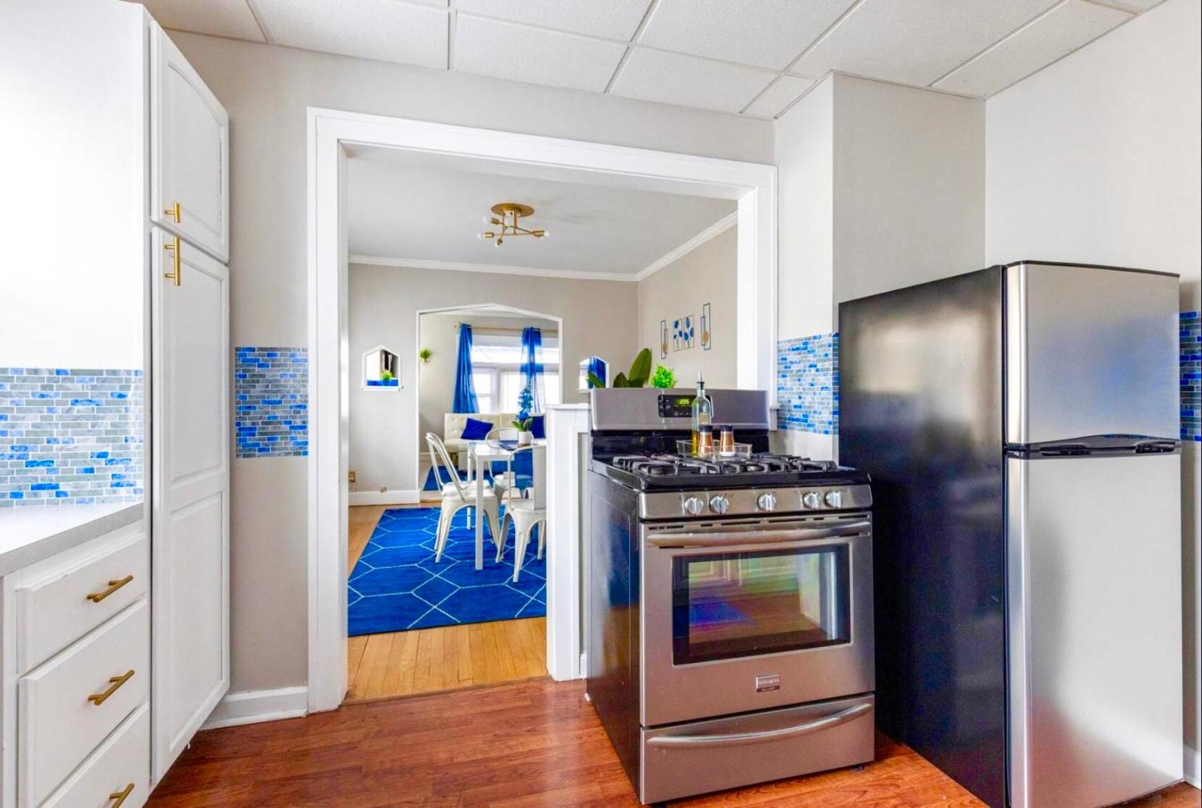 The Sapphire Haven - Your Old Brooklyn Oasis Awaits Families, Couples, Business Travelers Near Downtown With Parking, 300 Mb Wifi & Self Check-In Cleveland Exteriér fotografie