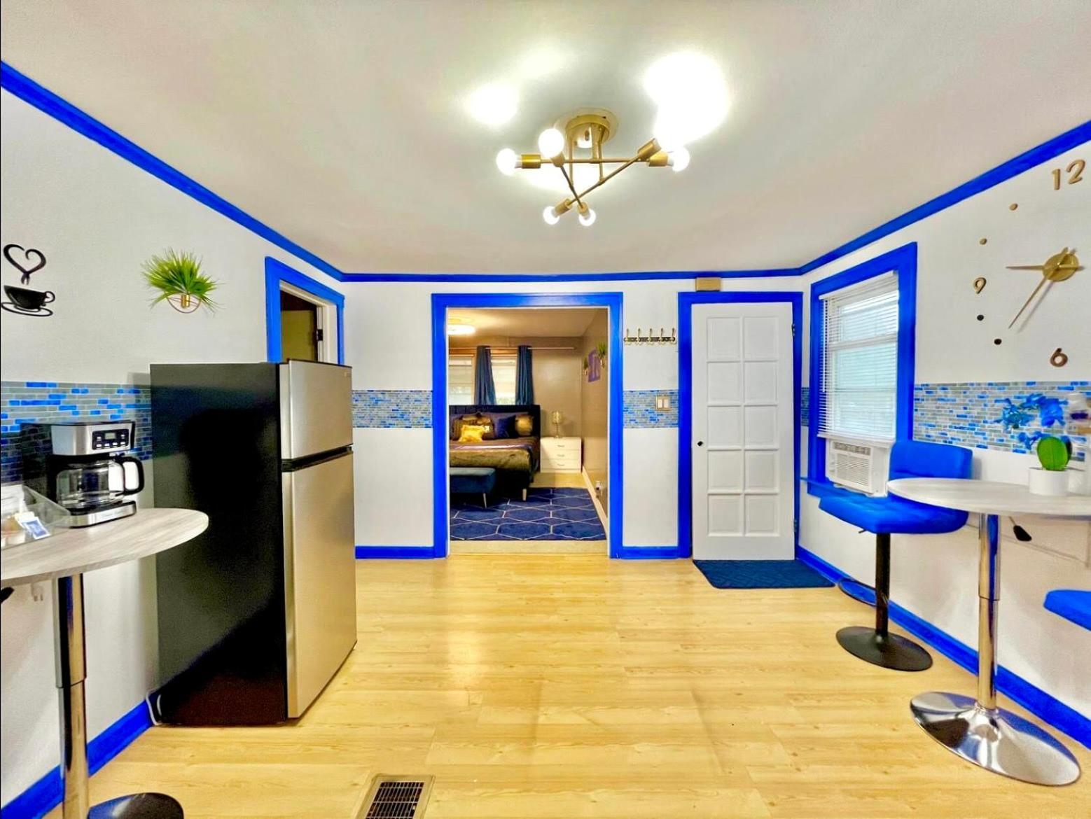 The Sapphire Haven - Your Old Brooklyn Oasis Awaits Families, Couples, Business Travelers Near Downtown With Parking, 300 Mb Wifi & Self Check-In Cleveland Exteriér fotografie