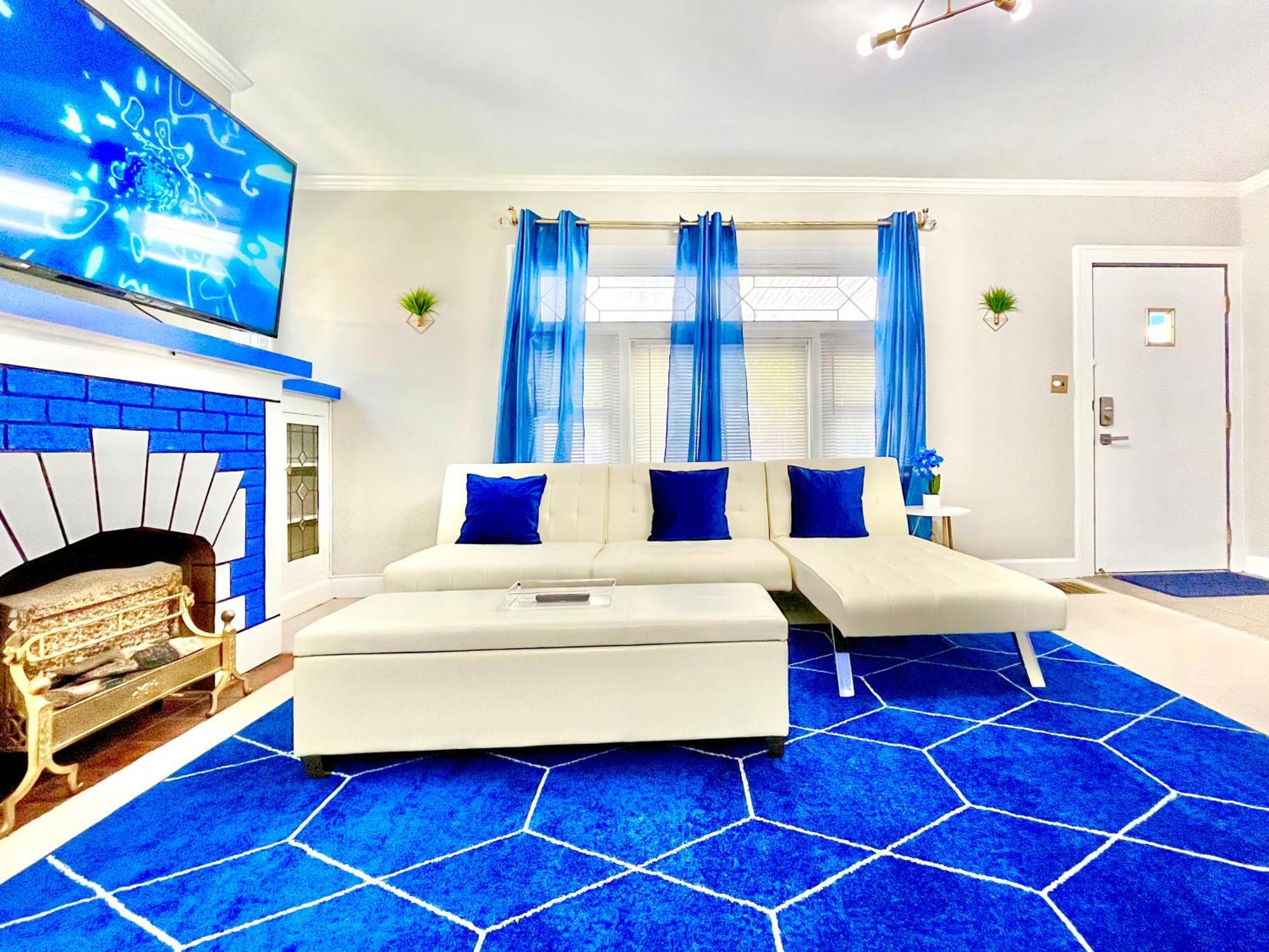 The Sapphire Haven - Your Old Brooklyn Oasis Awaits Families, Couples, Business Travelers Near Downtown With Parking, 300 Mb Wifi & Self Check-In Cleveland Exteriér fotografie