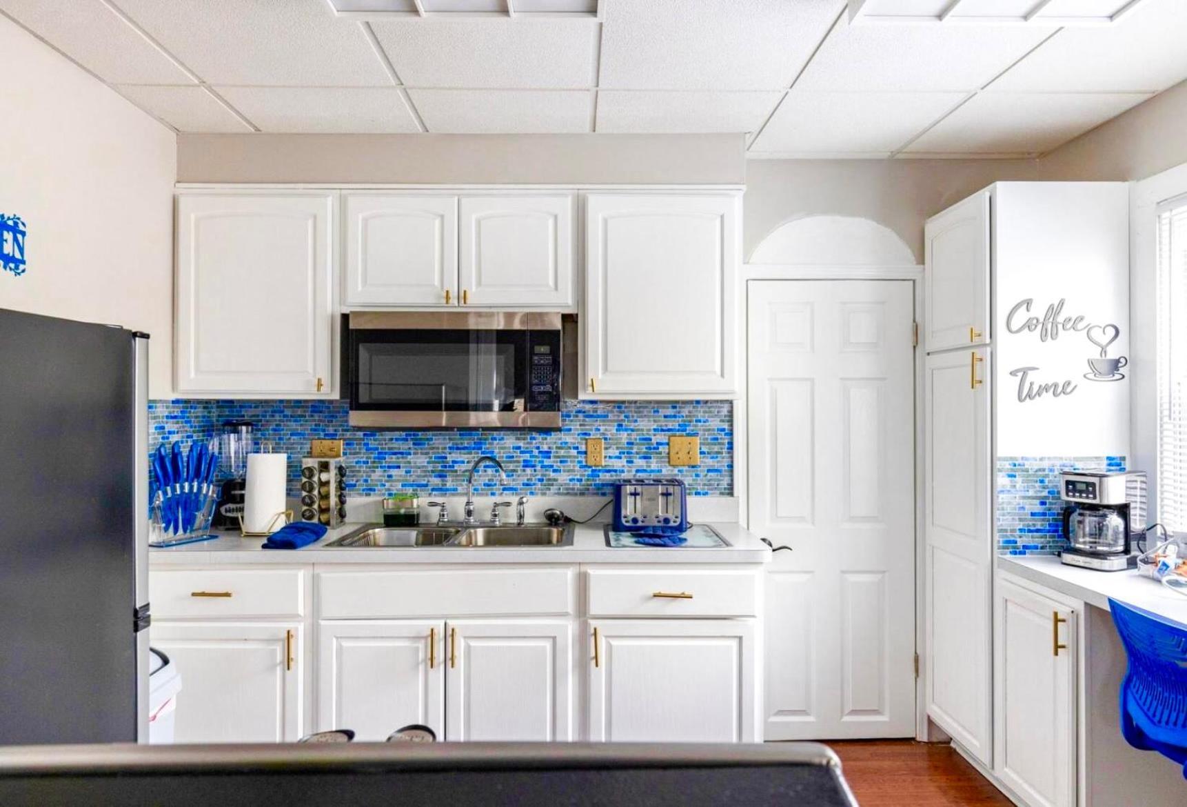 The Sapphire Haven - Your Old Brooklyn Oasis Awaits Families, Couples, Business Travelers Near Downtown With Parking, 300 Mb Wifi & Self Check-In Cleveland Exteriér fotografie