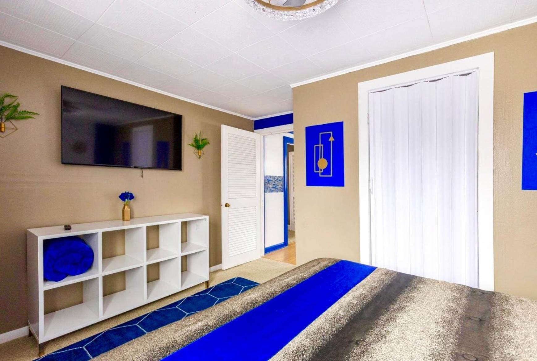The Sapphire Haven - Your Old Brooklyn Oasis Awaits Families, Couples, Business Travelers Near Downtown With Parking, 300 Mb Wifi & Self Check-In Cleveland Exteriér fotografie
