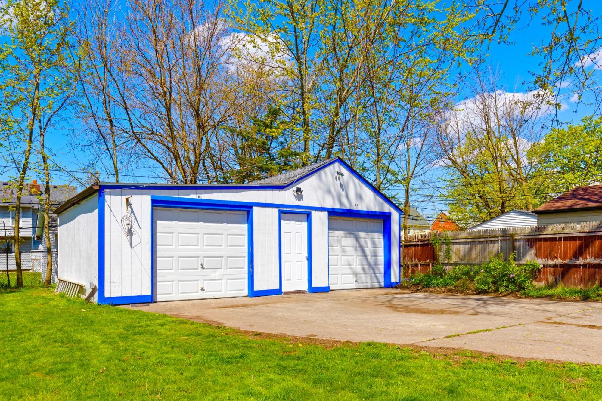 The Sapphire Haven - Your Old Brooklyn Oasis Awaits Families, Couples, Business Travelers Near Downtown With Parking, 300 Mb Wifi & Self Check-In Cleveland Exteriér fotografie
